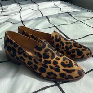 NEW Madewell The Frances Loafer in Leopard
Calf Hair Size 7
$46 $158 Size: 7